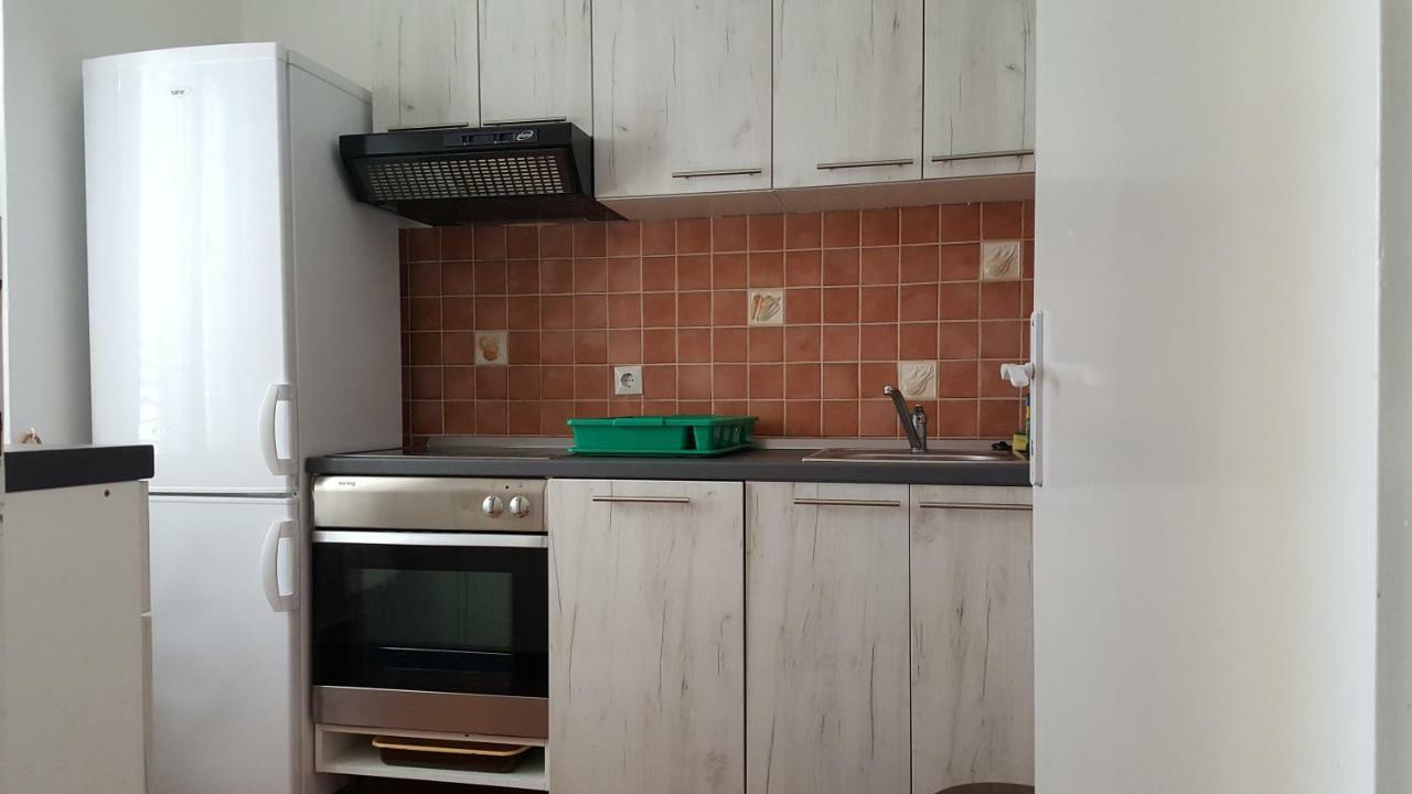 Apartment Viktor Sali Buitenkant foto